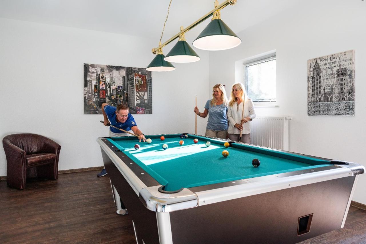Appartement "Froschkoenig" - Oase Am Haff Garz  Buitenkant foto